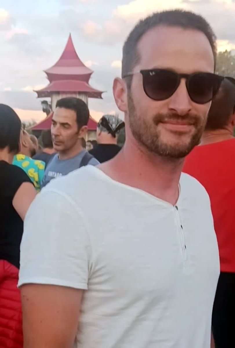 Najim - Sites gay à Segnas Profil de Najim, 23 ans, Sites gay à Segnas (Grisons)