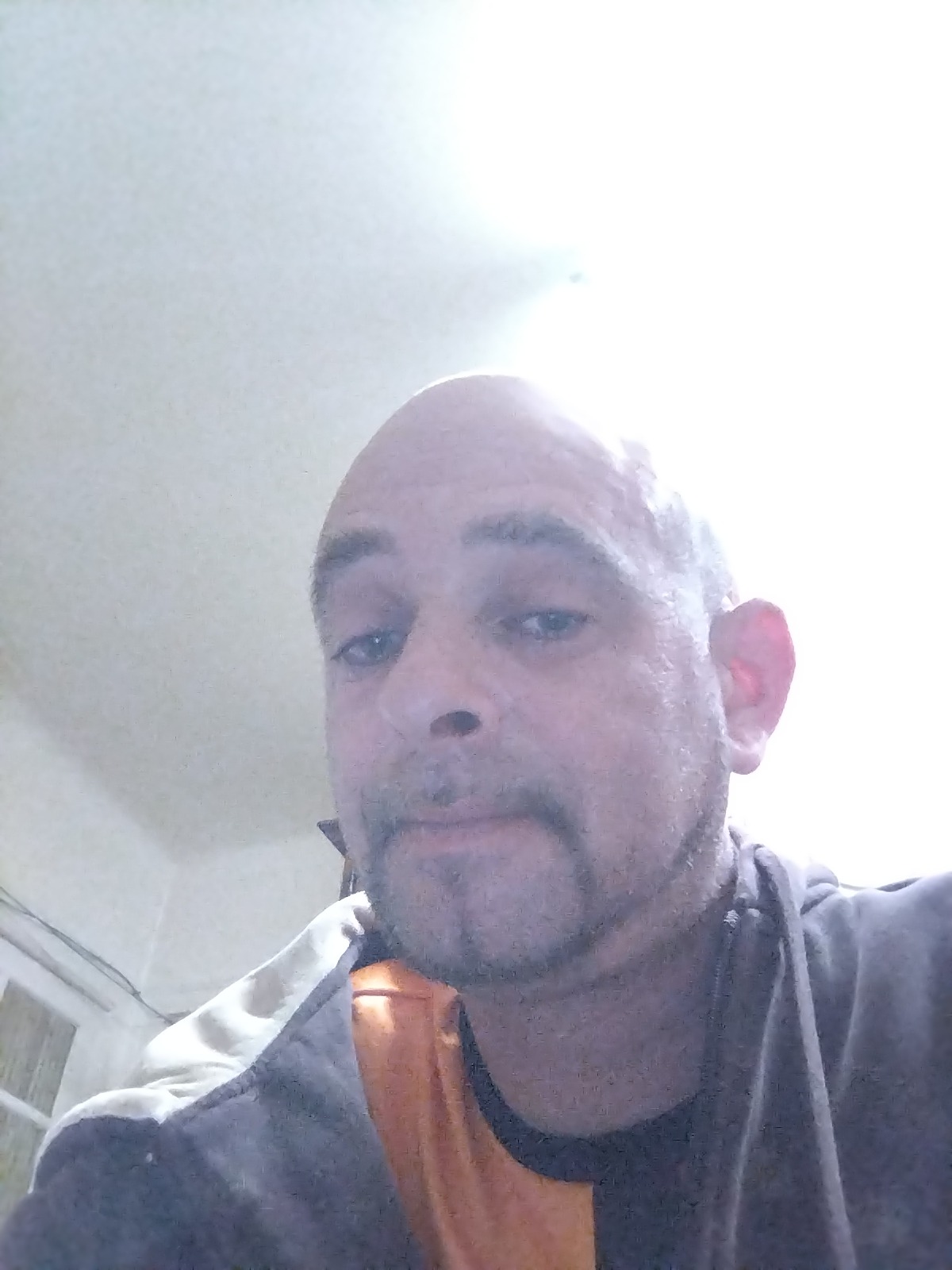 Manoah - Sites gay à Wöschnau Profil de Manoah, 44 ans, Sites gay à Wöschnau (Soleure)