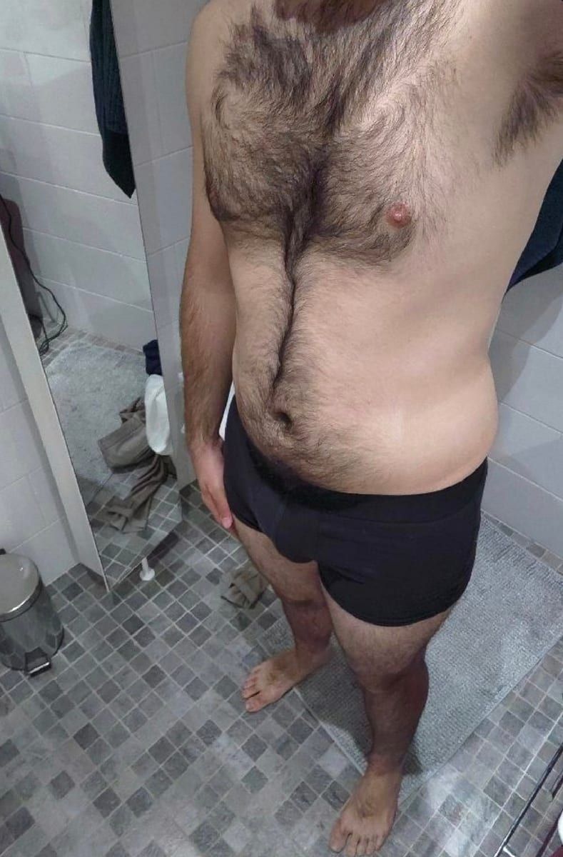 Raihan - Sites gay à Strada Profil de Raihan, 27 ans, Sites gay à Strada (Grisons)