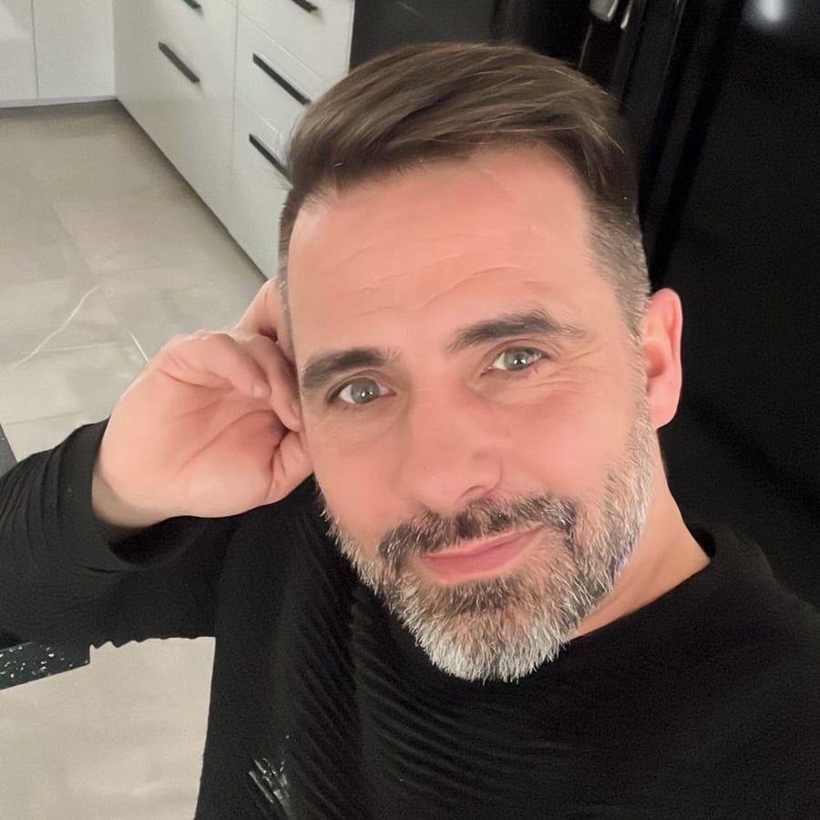 Audry - Sites gay à Bôle Profil de Audry, 40 ans, Sites gay à Bôle (Neuchâtel)