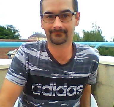 Leonardo - Sites gay à Lostallo Profil de Leonardo, 26 ans, Sites gay à Lostallo (Grisons)