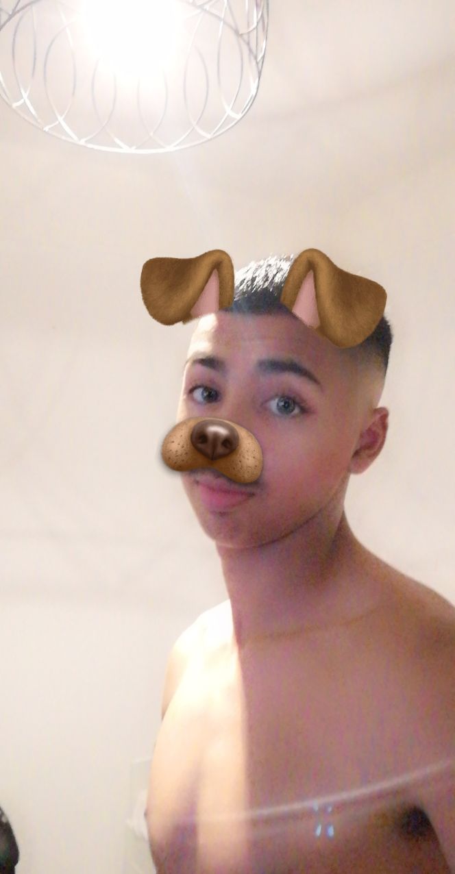 Profil de Zine, 28 ans, Sites gay à Colombier VD (Vaud)