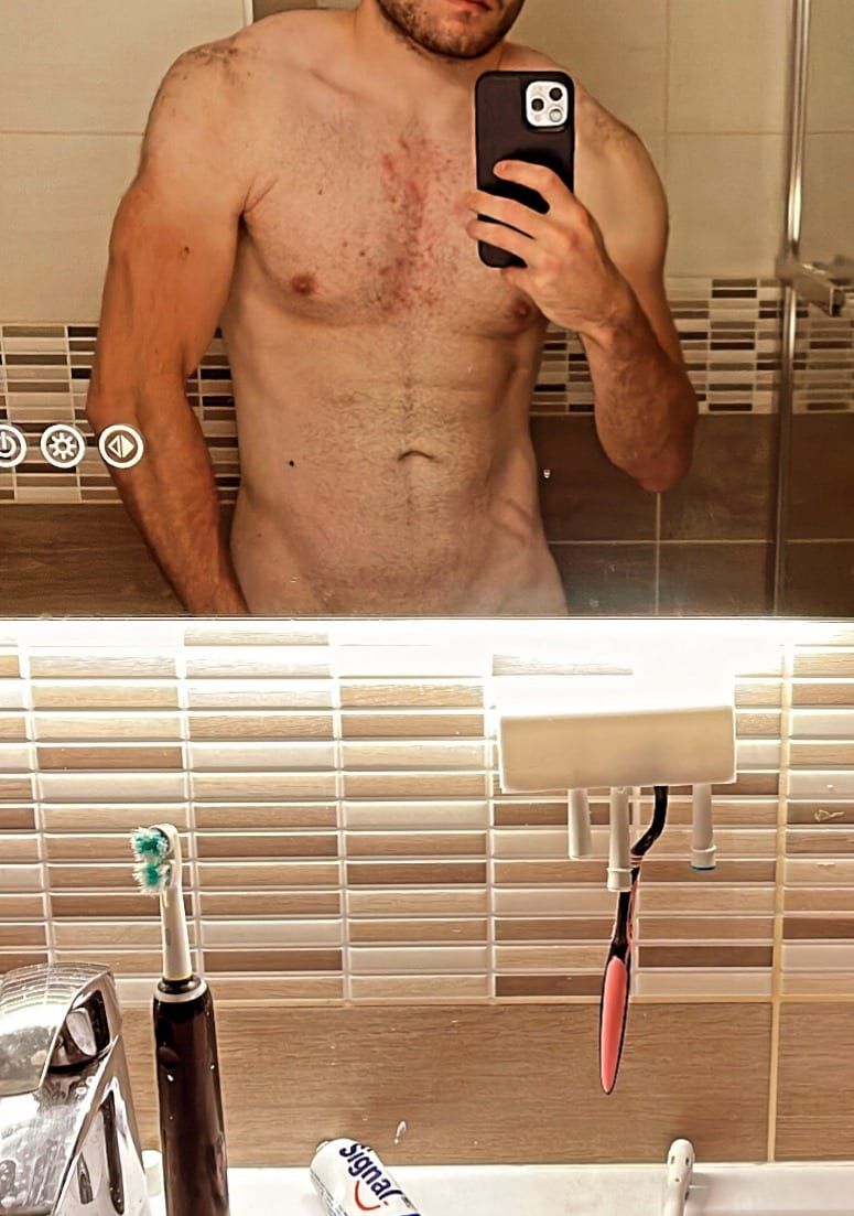Handy - Sites gay à Riehen Profil de Handy, 28 ans, Sites gay à Riehen (Bâle-Ville)