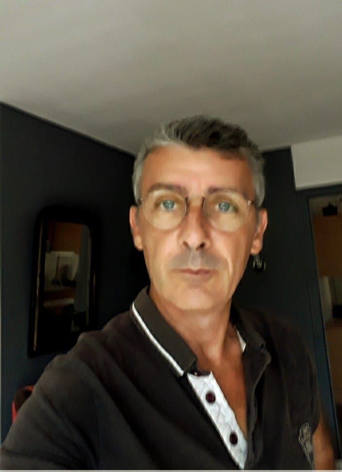 Profil de Meftah, 24 ans, Sites gay à Urnerboden (Uri)