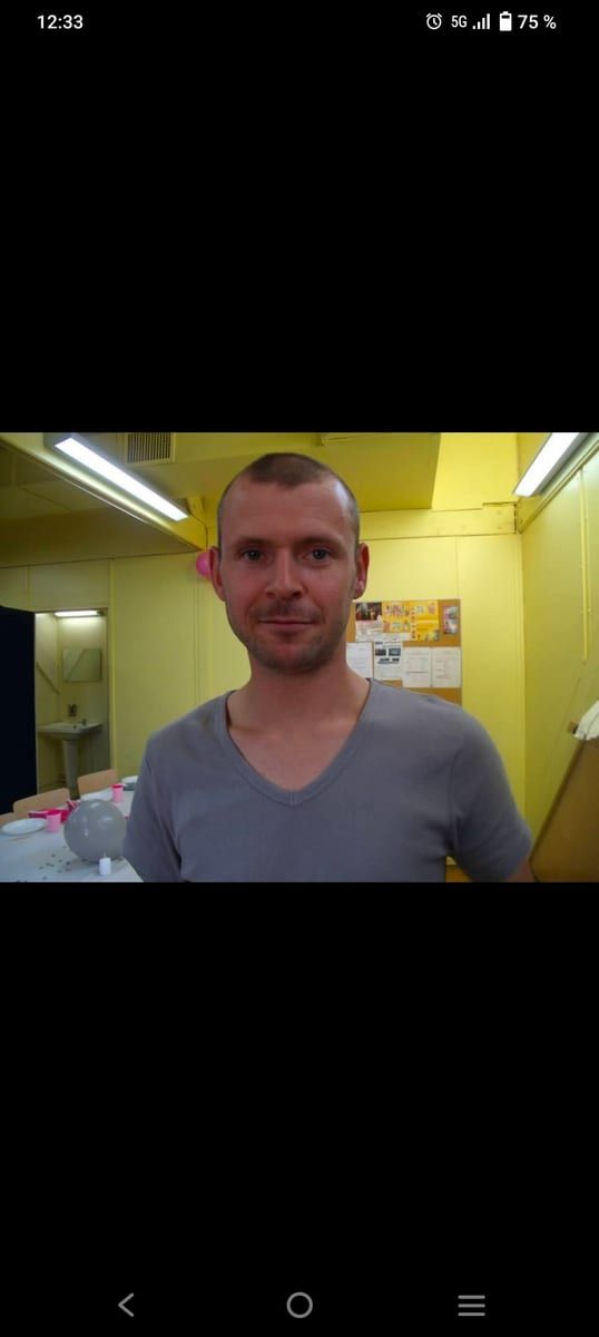 Clemenceau - Sites gay à Zeneggen Profil de Clemenceau, 42 ans, Sites gay à Zeneggen (Valais)