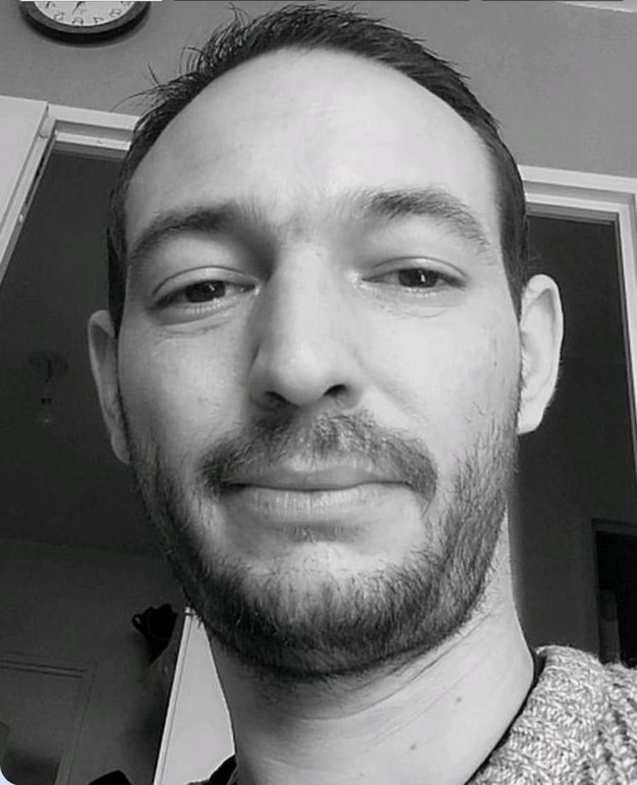 Profil de Zeljko, 42 ans, Sites gay à Urnerboden (Uri)