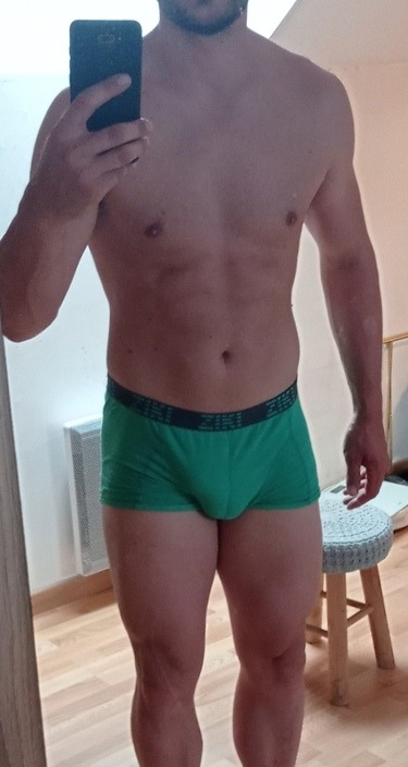 Lyham - Sites gay à Bowil Profil de Lyham, 31 ans, Sites gay à Bowil (Berne)