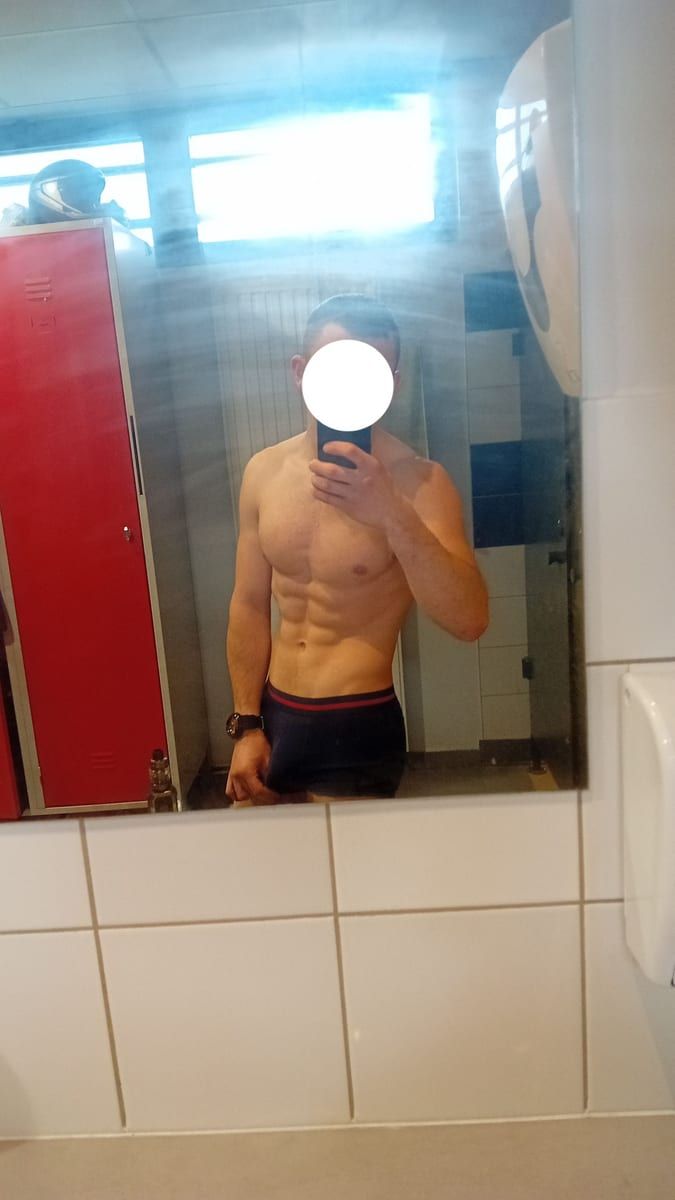 Charef - Sites gay à Bitsch Profil de Charef, 24 ans, Sites gay à Bitsch (Valais)
