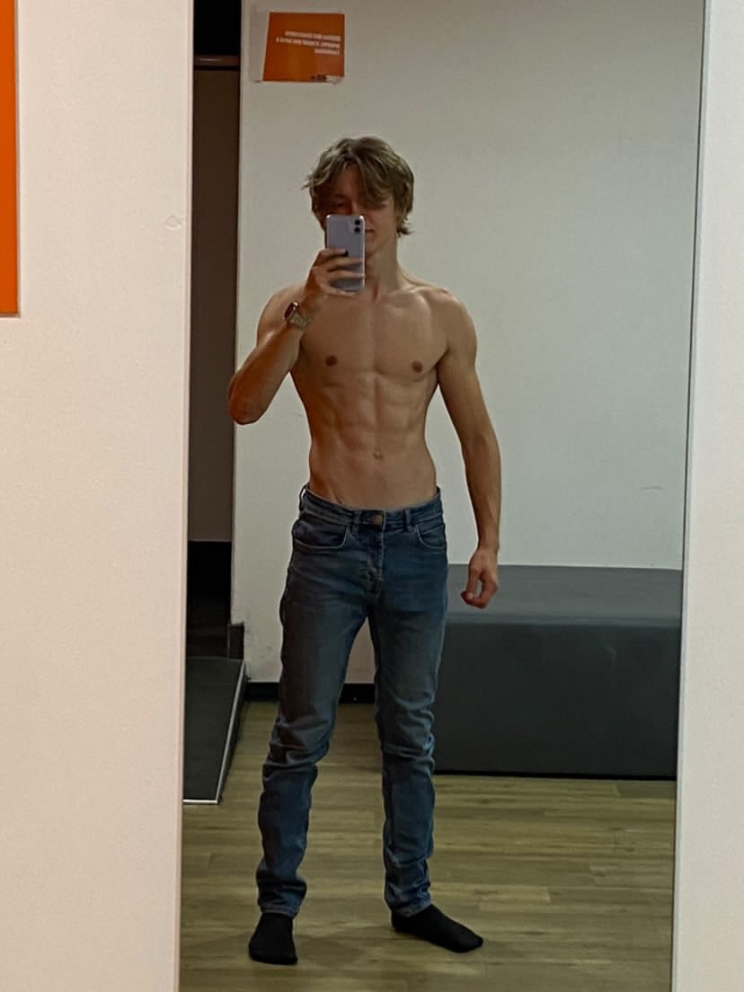 Marvin - Sites gay à Wiesenberg Profil de Marvin, 32 ans, Sites gay à Wiesenberg (Nidwald)