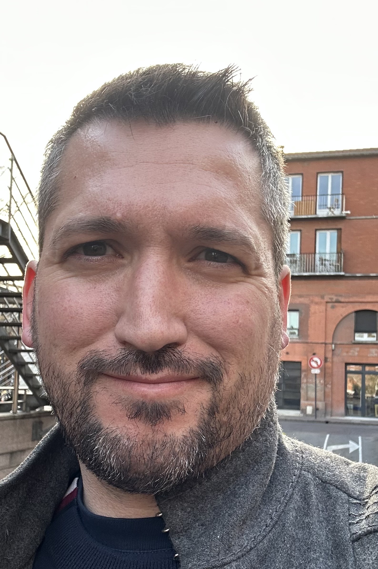 Edgar - Sites gay à Andeer Profil de Edgar, 43 ans, Sites gay à Andeer (Grisons)