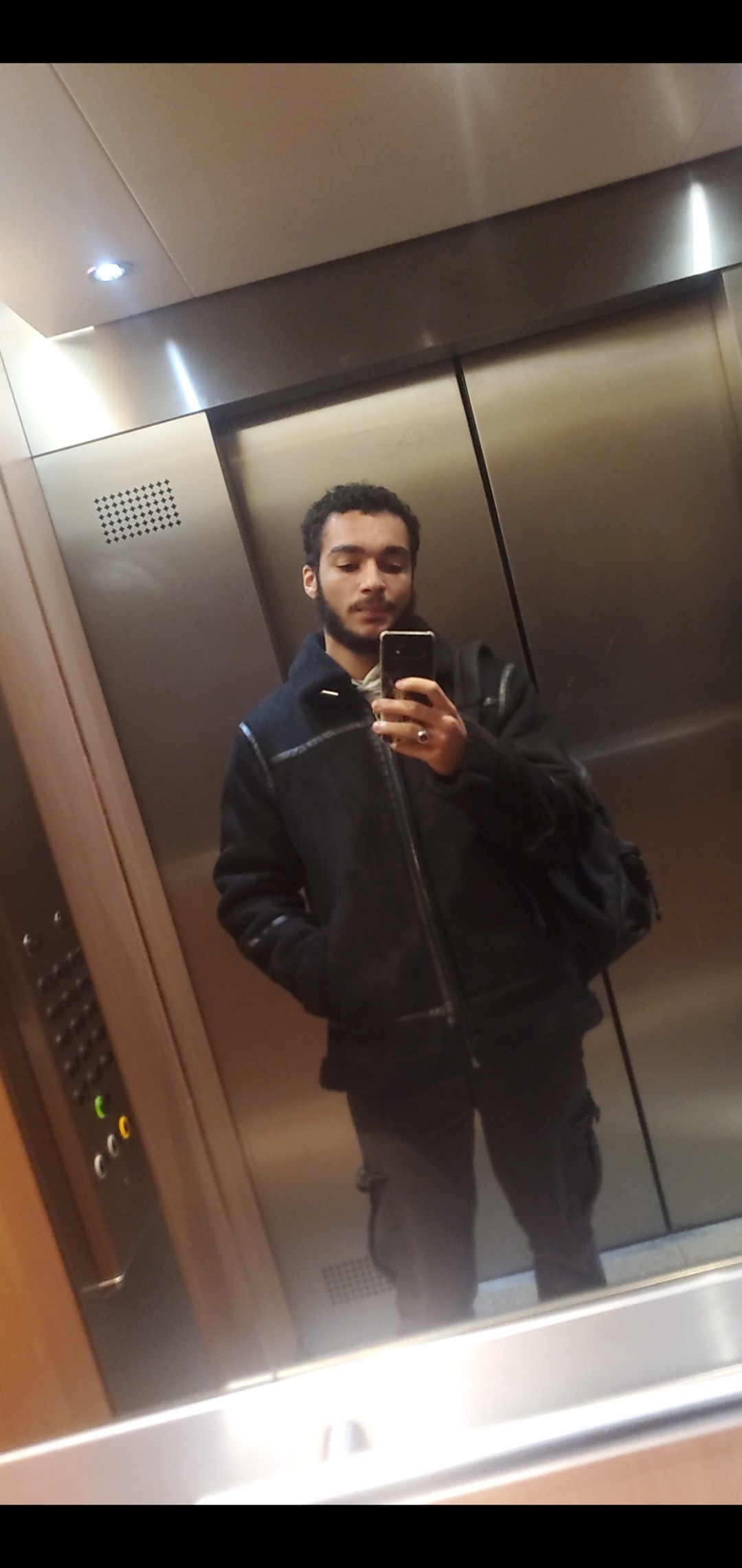 Maceo - Sites gay à Zermatt Profil de Maceo, 29 ans, Sites gay à Zermatt (Valais)