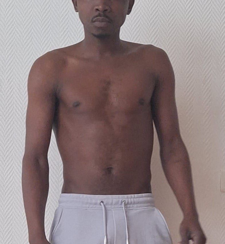 Dewi - Sites gay à Wilchingen Profil de Dewi, 39 ans, Sites gay à Wilchingen (Schaffhouse)