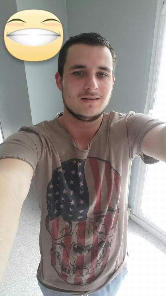 Etienne-marie - Sites gay à Berken Profil de Etienne-marie, 40 ans, Sites gay à Berken (Berne)