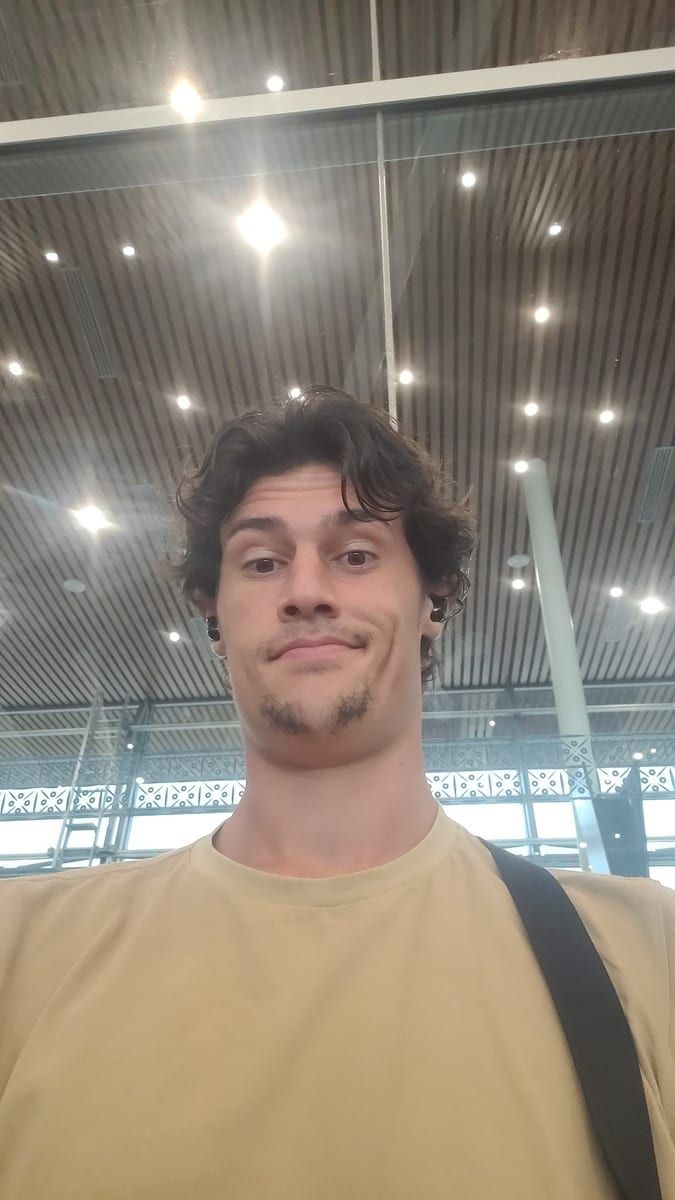 Profil de Rodrick, 23 ans, Sites gay à Madulain (Grisons)