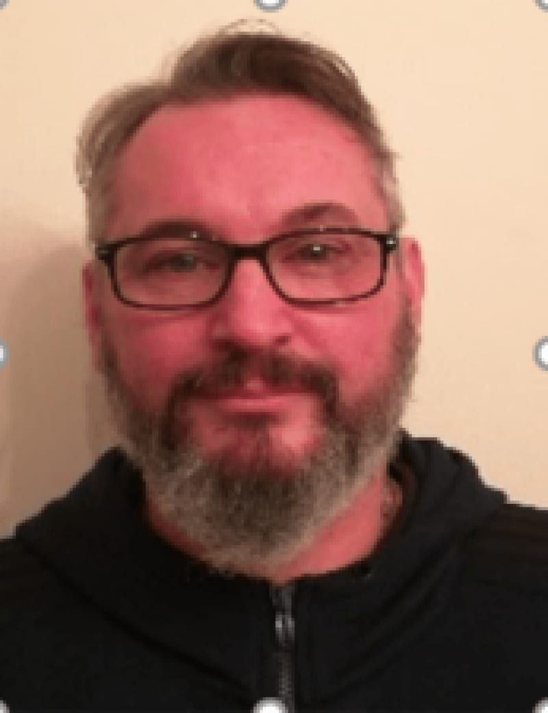 Eymerick - Sites gay à Sur Profil de Eymerick, 35 ans, Sites gay à Sur (Grisons)