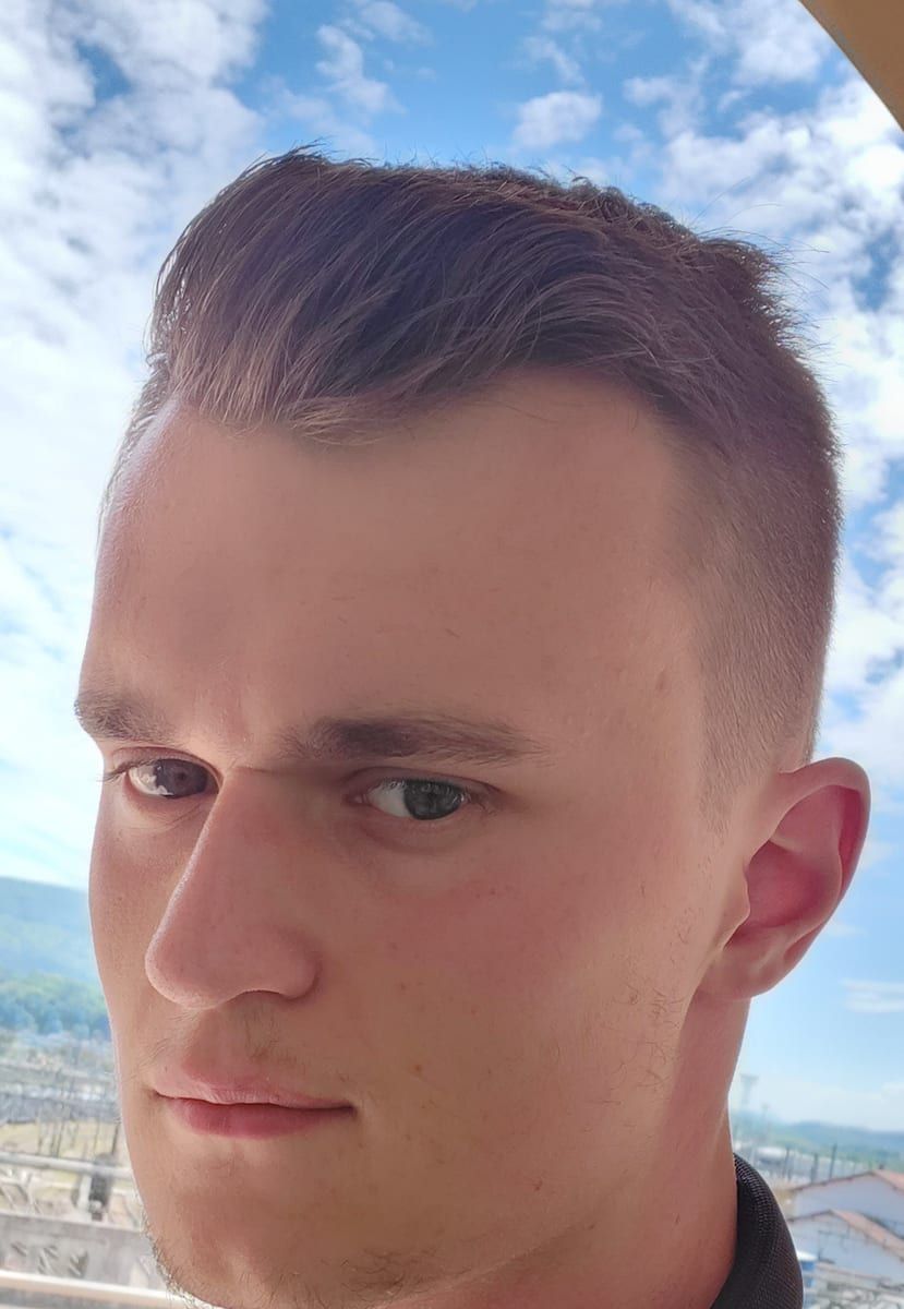 Todd - Sites gay à Scheunen Profil de Todd, 33 ans, Sites gay à Scheunen (Berne)