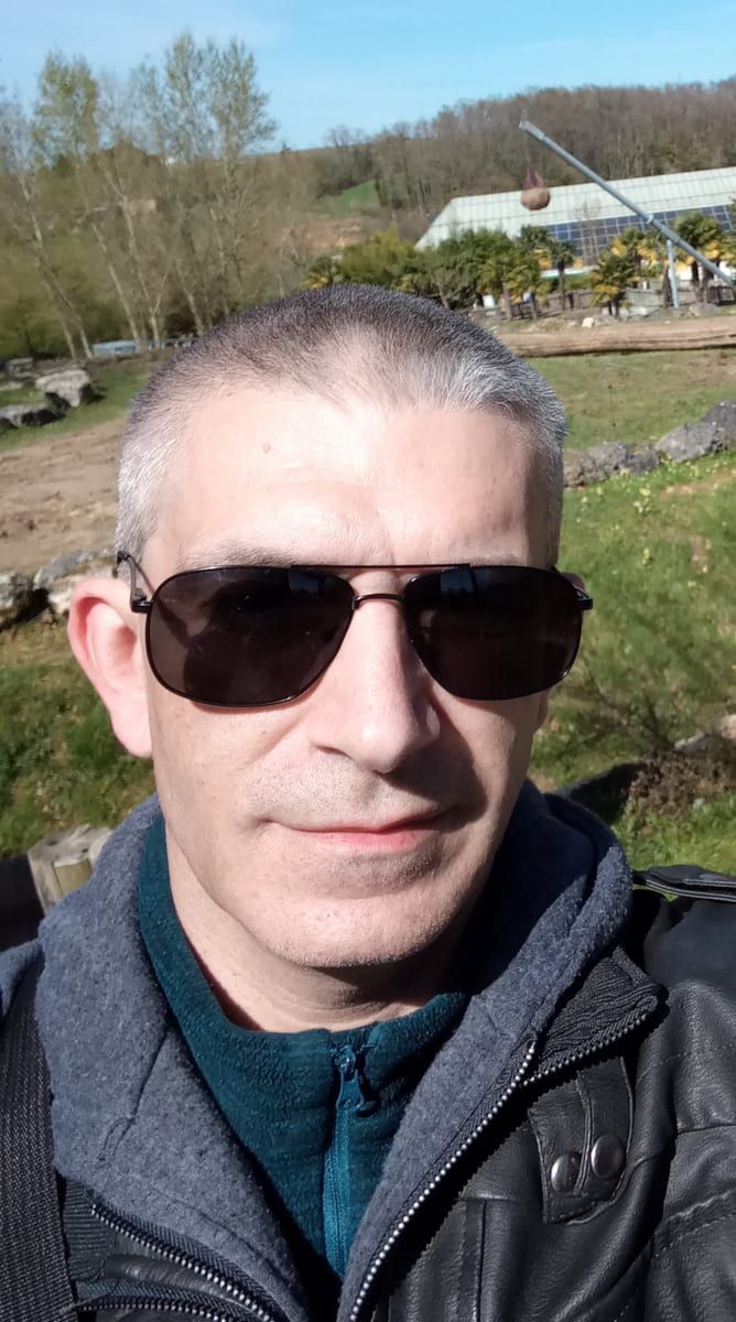 Sloane - Sites gay à Corcelles-le-Jorat Profil de Sloane, 34 ans, Sites gay à Corcelles-le-Jorat (Vaud)