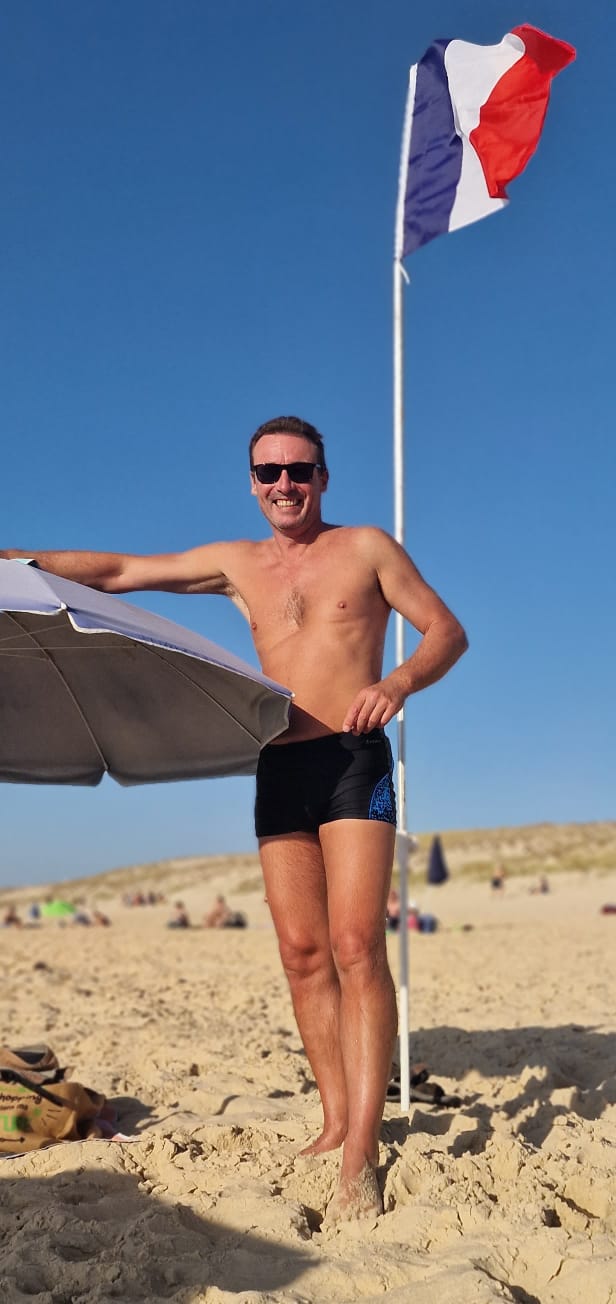 Melville - Sites gay à Intschi Profil de Melville, 26 ans, Sites gay à Intschi (Uri)