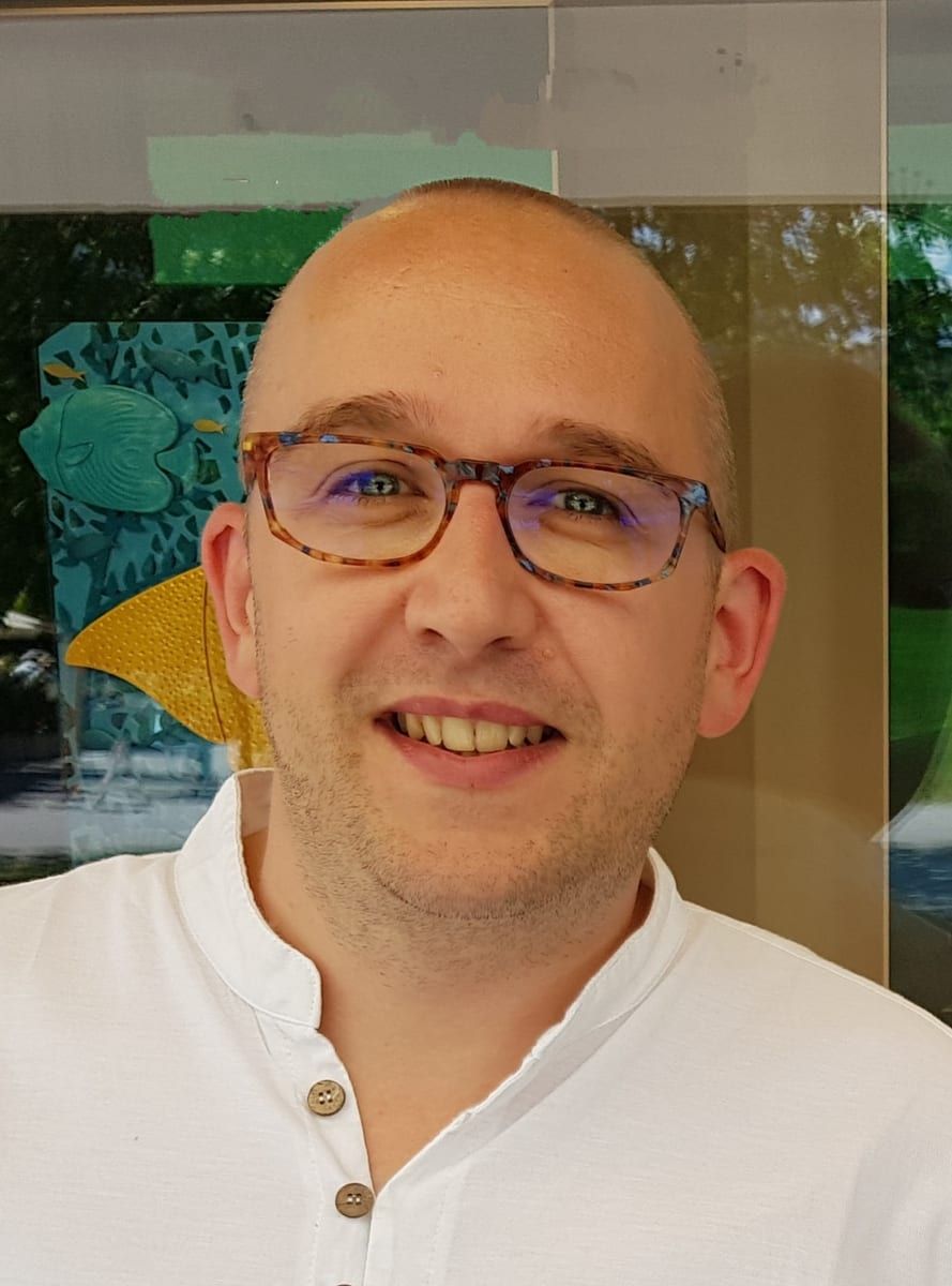 Adeel - Sites gay à Zweilütschinen Profil de Adeel, 36 ans, Sites gay à Zweilütschinen (Berne)