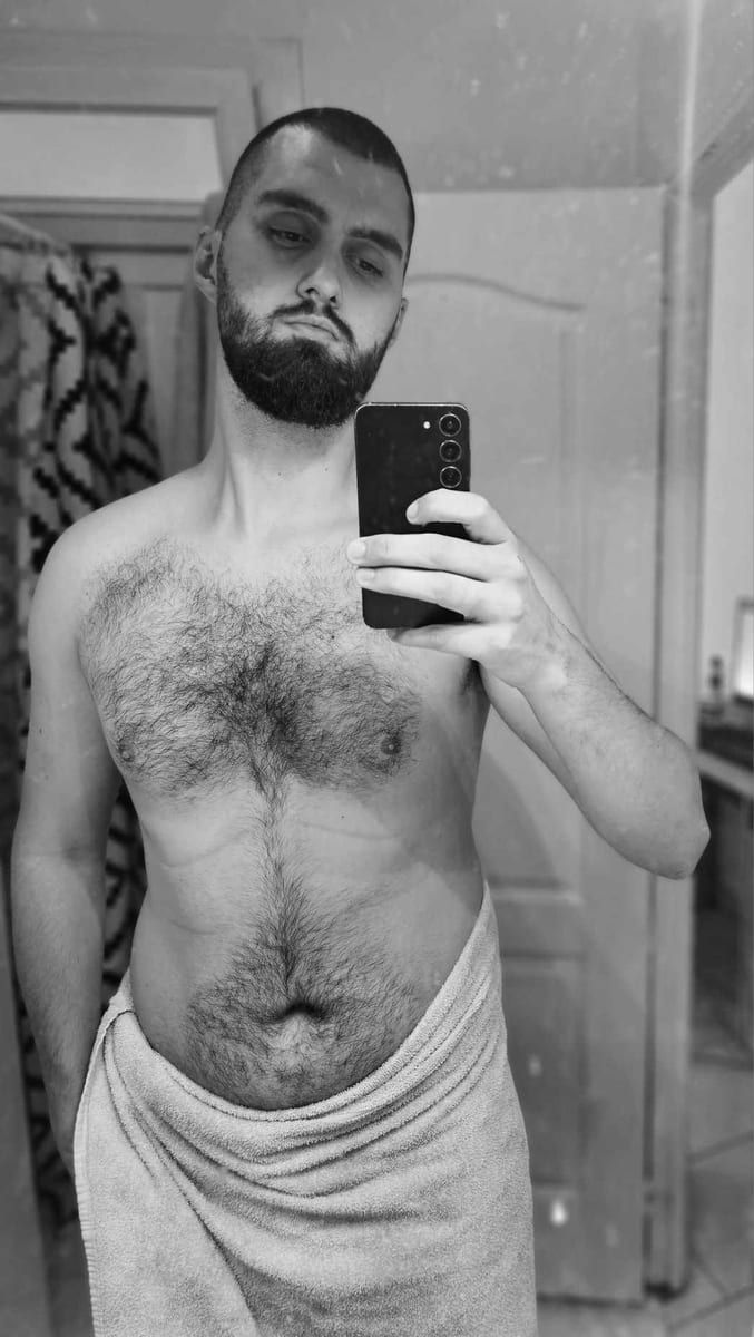 Nawfal - Sites gay à Intschi Profil de Nawfal, 32 ans, Sites gay à Intschi (Uri)