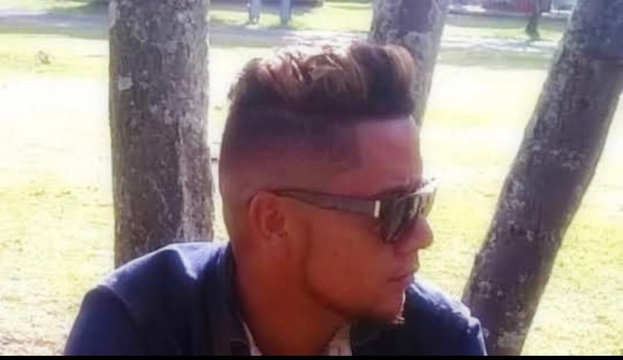 Maelo - Sites gay à Veyrier Profil de Maelo, 40 ans, Sites gay à Veyrier (Genève)