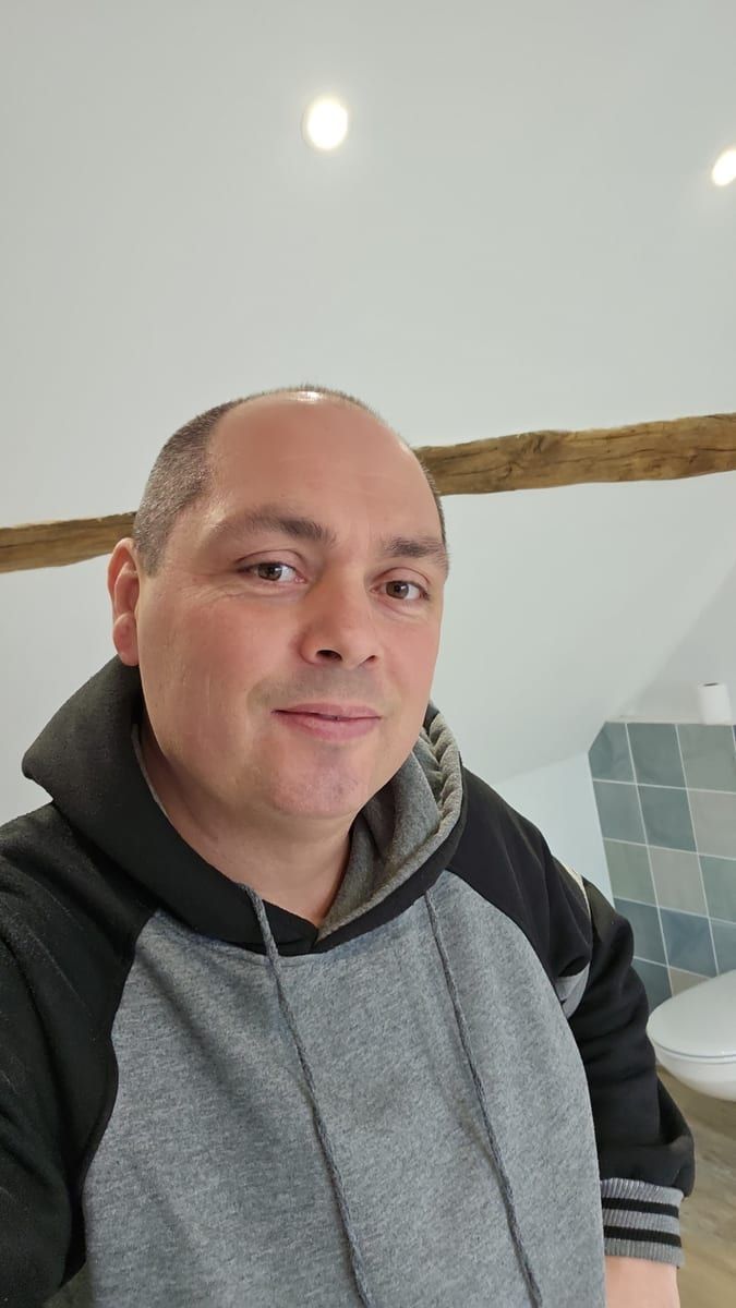 Dayane - Sites gay à Zweisimmen Profil de Dayane, 34 ans, Sites gay à Zweisimmen (Berne)