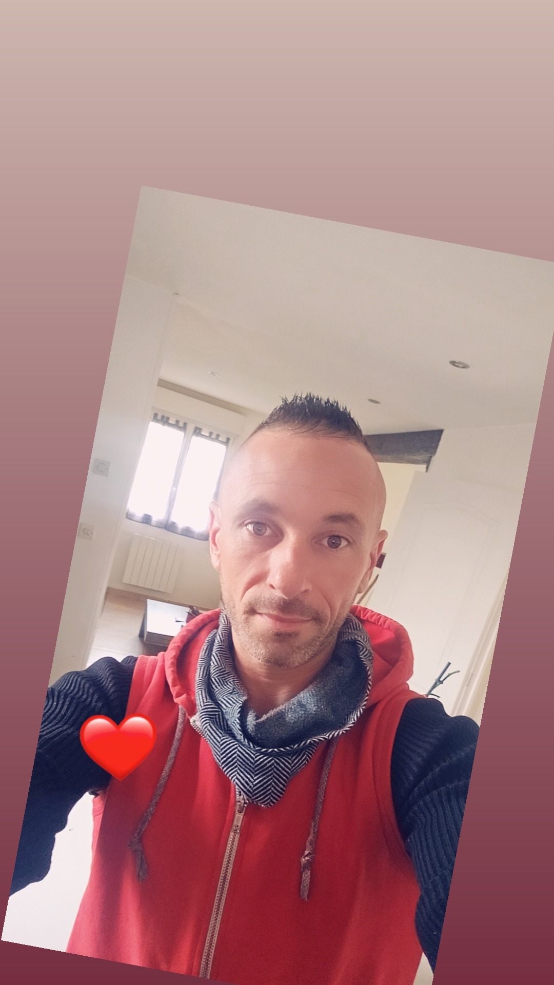 Jasim - Sites gay à Faulensee Profil de Jasim, 37 ans, Sites gay à Faulensee (Berne)
