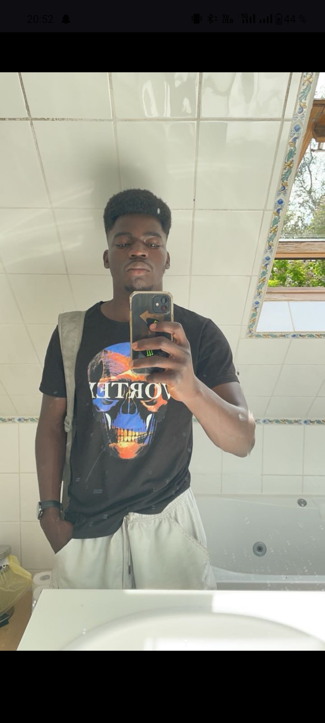 Ayron - Sites gay à Gohl Profil de Ayron, 26 ans, Sites gay à Gohl (Berne)