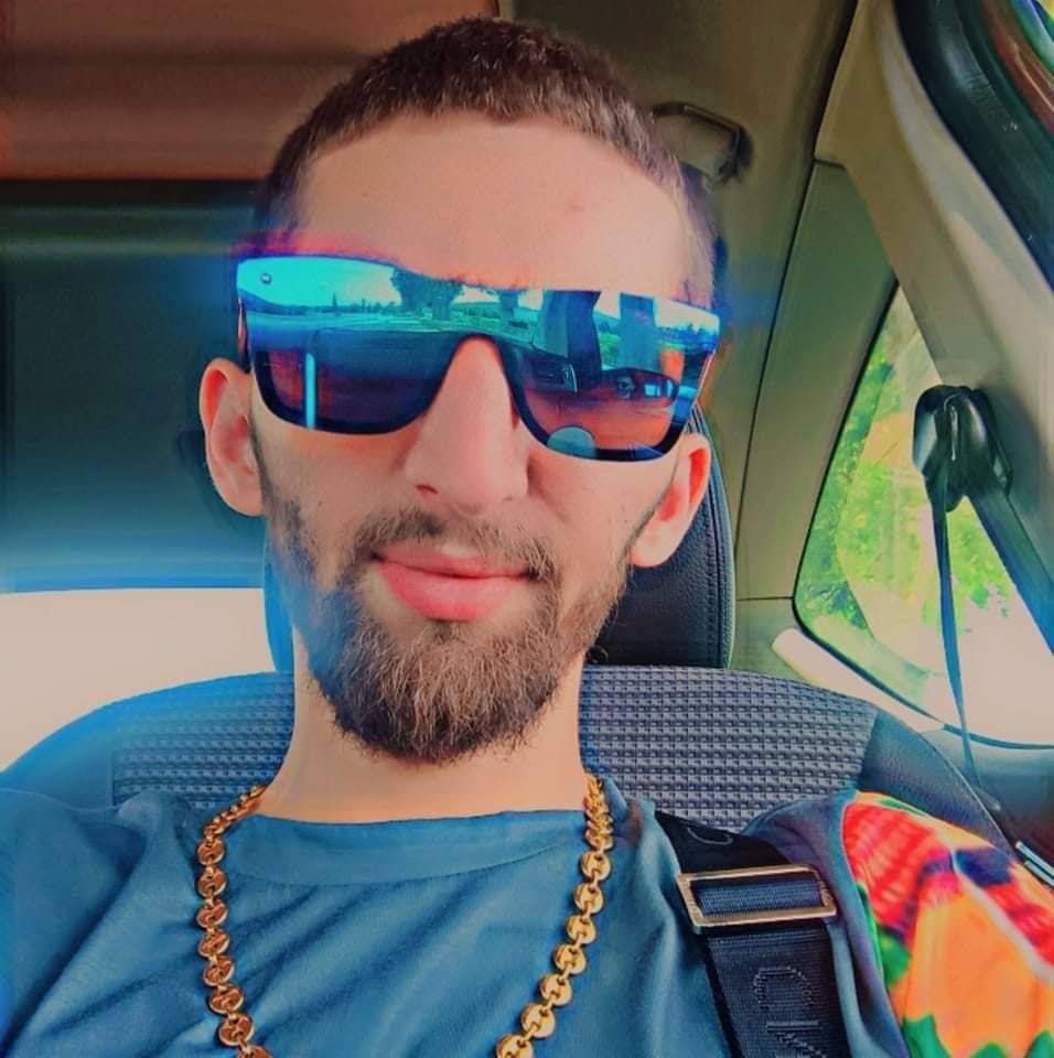 Polycarpe - Sites gay à Fétigny Profil de Polycarpe, 27 ans, Sites gay à Fétigny (Fribourg)