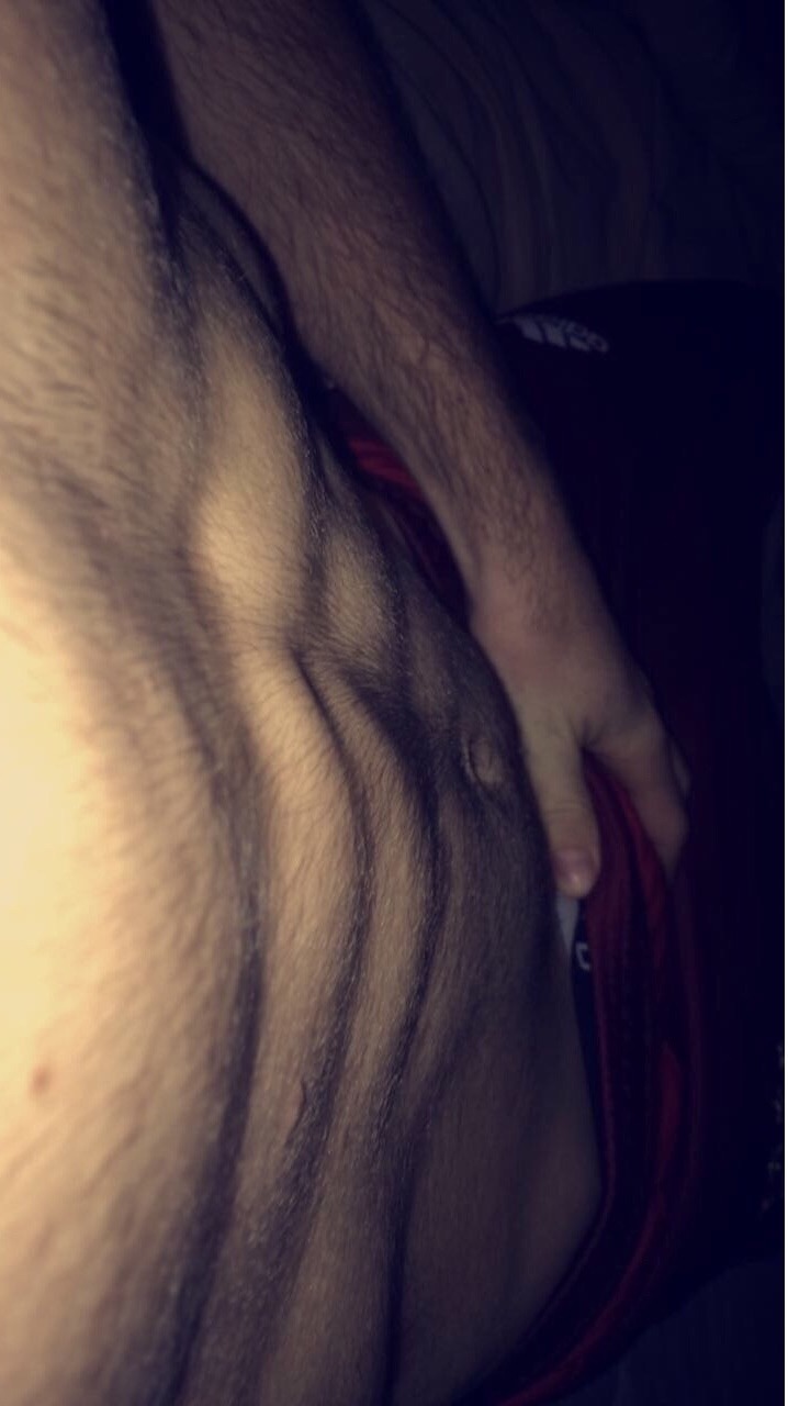 Kentin - Sites gay à Wangen SZ Profil de Kentin, 26 ans, Sites gay à Wangen SZ (Schwytz)