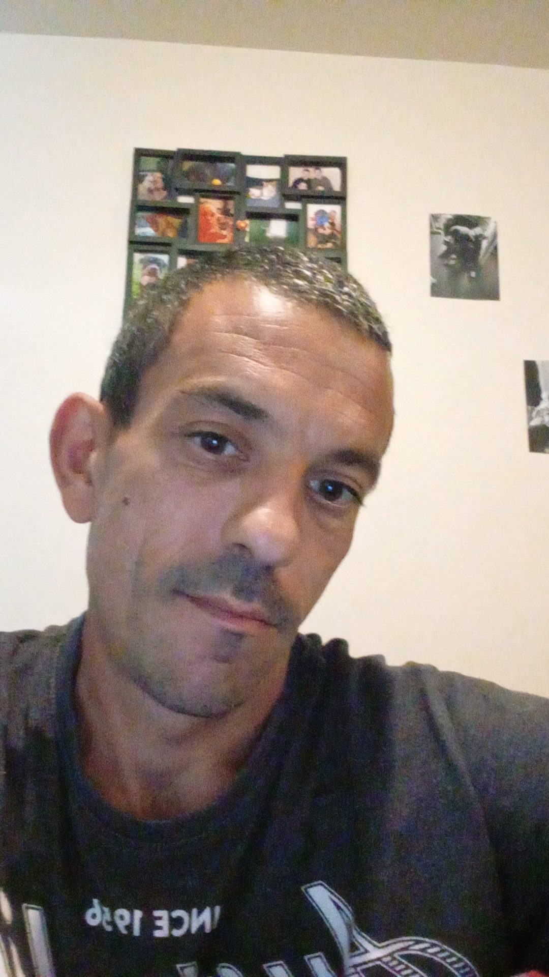 Sylvian - Sites gay à Sedrun Profil de Sylvian, 45 ans, Sites gay à Sedrun (Grisons)