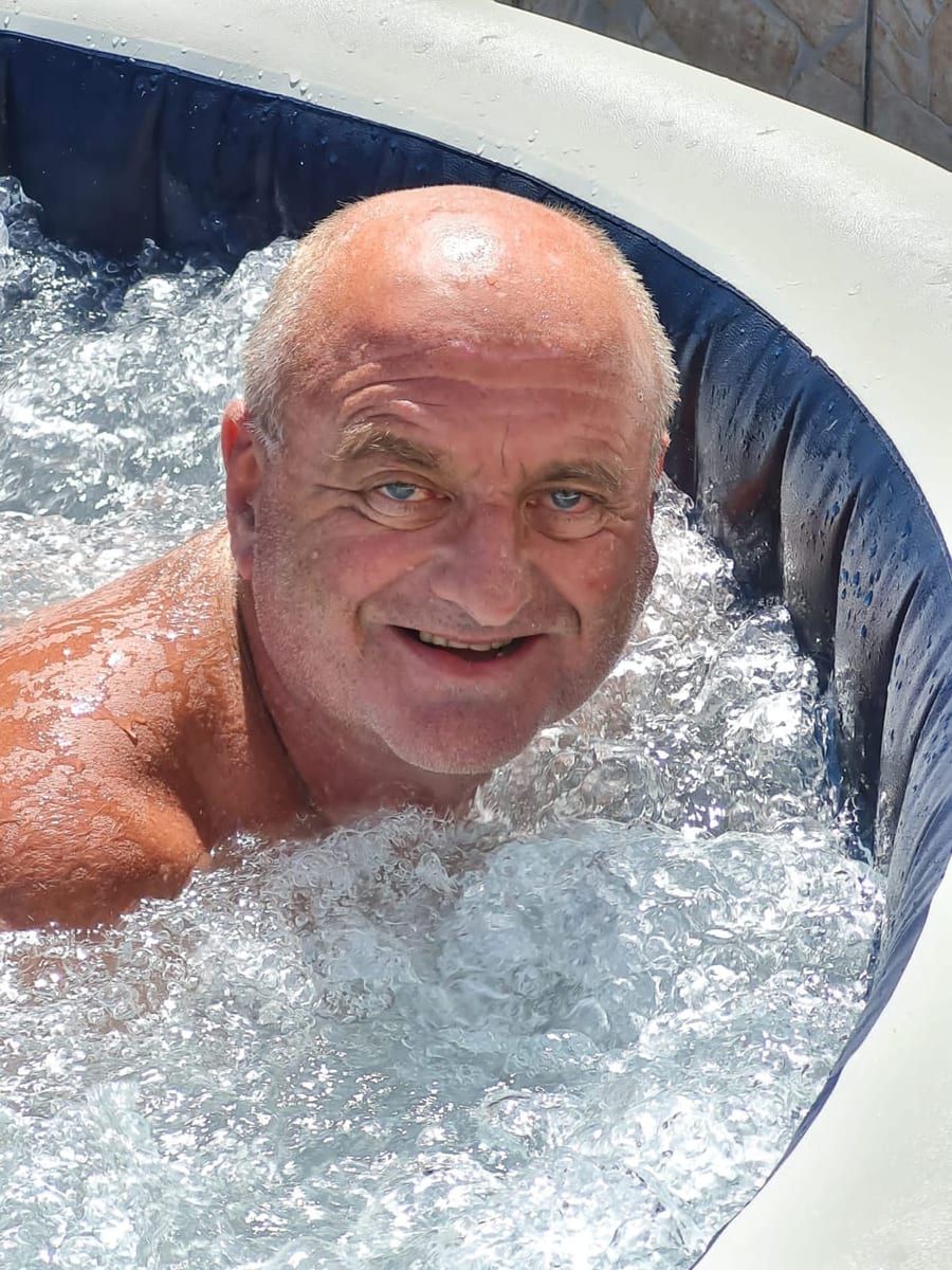 Profil de Kamran, 45 ans, Sites gay à Cortébert (Berne)