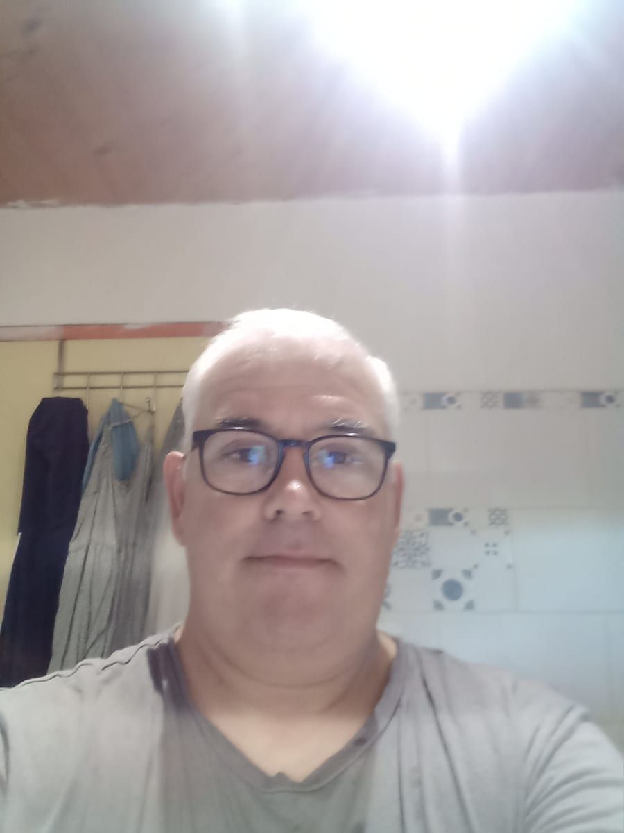 Teri - Sites gay à Castiel Profil de Teri, 45 ans, Sites gay à Castiel (Grisons)