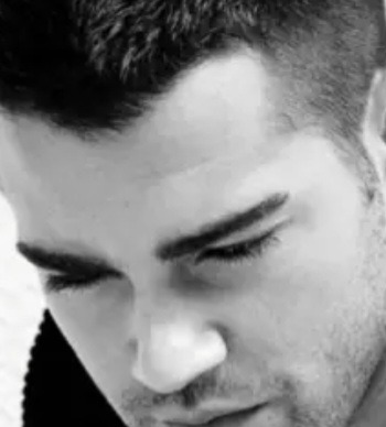 Jonas - Sites gay à Campascio Profil de Jonas, 35 ans, Sites gay à Campascio (Grisons)