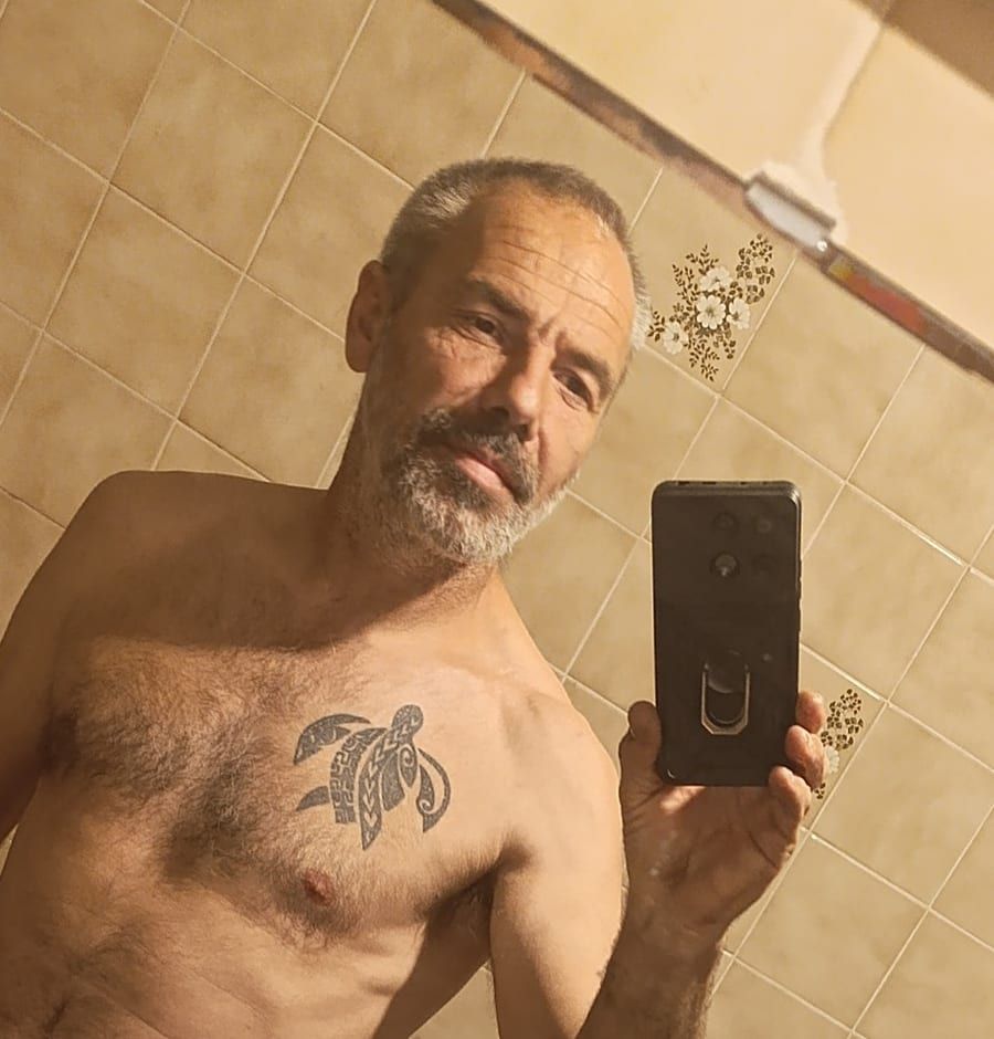 Profil de Acil, 26 ans, Sites gay à Jenaz (Grisons)