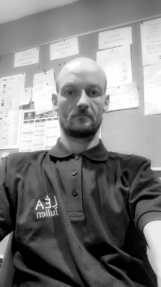 Profil de Fariss, 25 ans, Sites gay à Schwende (Appenzell Rhodes-Intérieures)