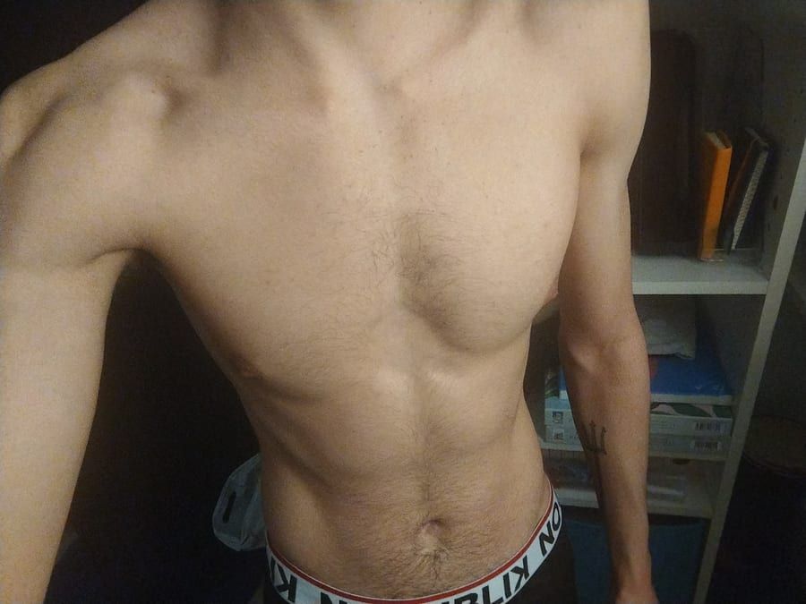 Redwane - Sites gay à Zunzgen Profil de Redwane, 38 ans, Sites gay à Zunzgen (Bâle-Campagne)