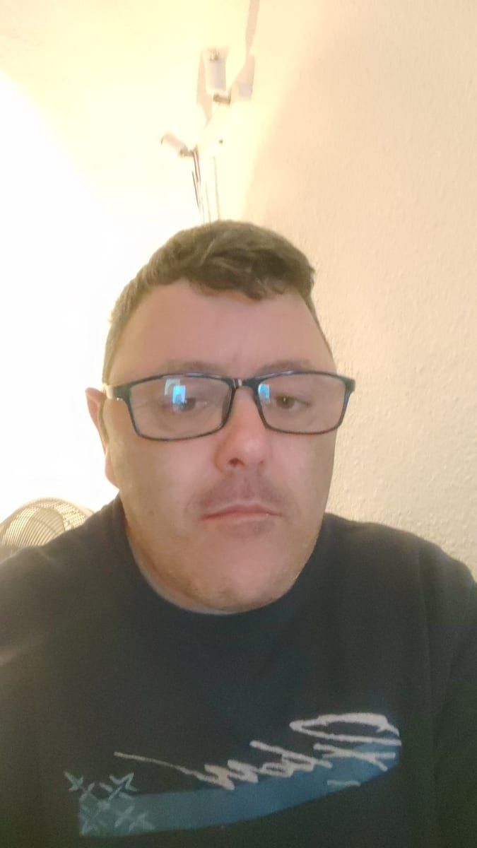 Profil de Jean-dominique, 23 ans, Sites gay à Villiers (Neuchâtel)
