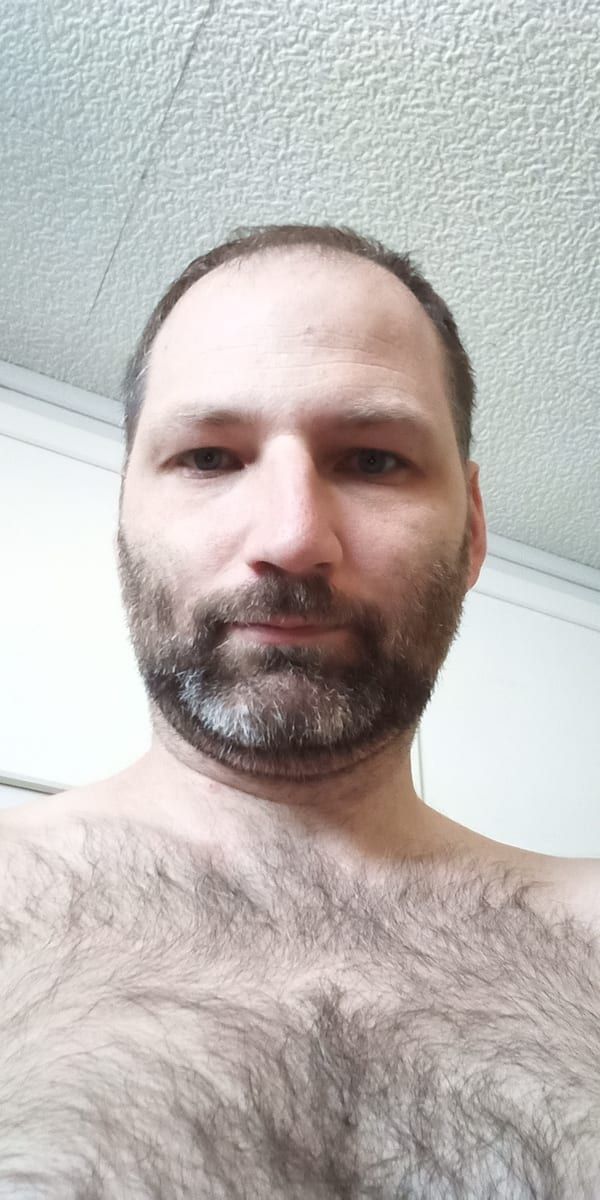 Zlatan - Sites gay à Zugerberg Profil de Zlatan, 37 ans, Sites gay à Zugerberg (Zoug)