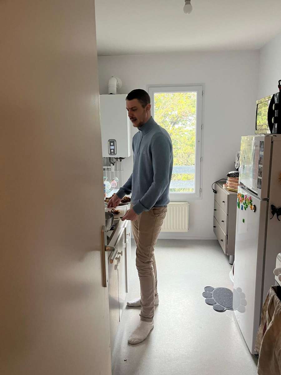 Liliam - Sites gay à Bitsch Profil de Liliam, 43 ans, Sites gay à Bitsch (Valais)