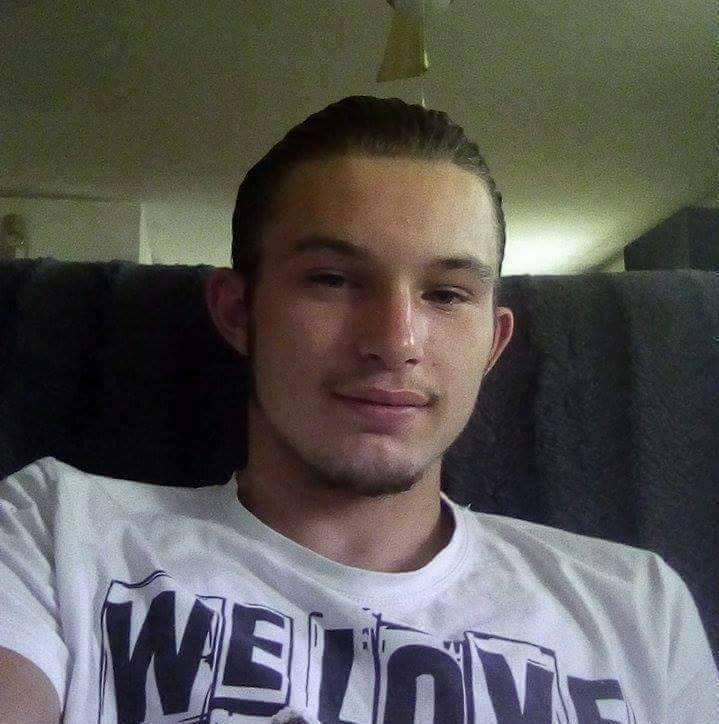 Illyess - Sites gay à Eigenthal Profil de Illyess, 24 ans, Sites gay à Eigenthal (Lucerne)