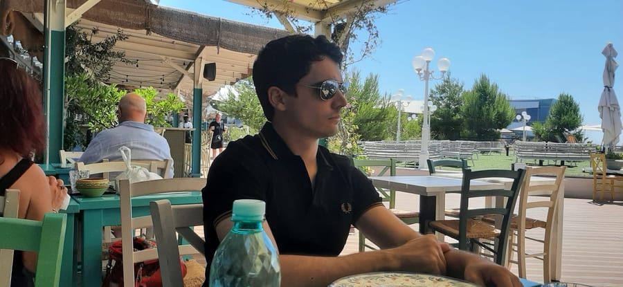 Fabricio - Sites gay à Sonvilier Profil de Fabricio, 22 ans, Sites gay à Sonvilier (Berne)