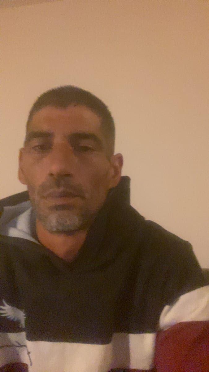 Nikita - Sites gay à Schlierbach Profil de Nikita, 35 ans, Sites gay à Schlierbach (Lucerne)