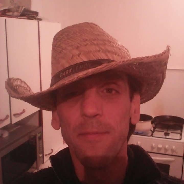 Profil de Riyadh, 22 ans, Sites gay à Wilen (Sarnen) (Obwald)