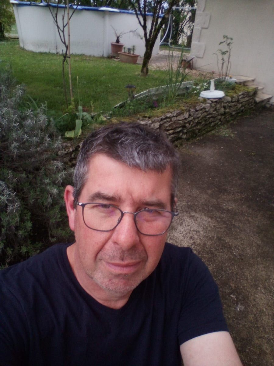 Nahe - Sites gay à Berthoud Profil de Nahe, 43 ans, Sites gay à Berthoud (Berne)