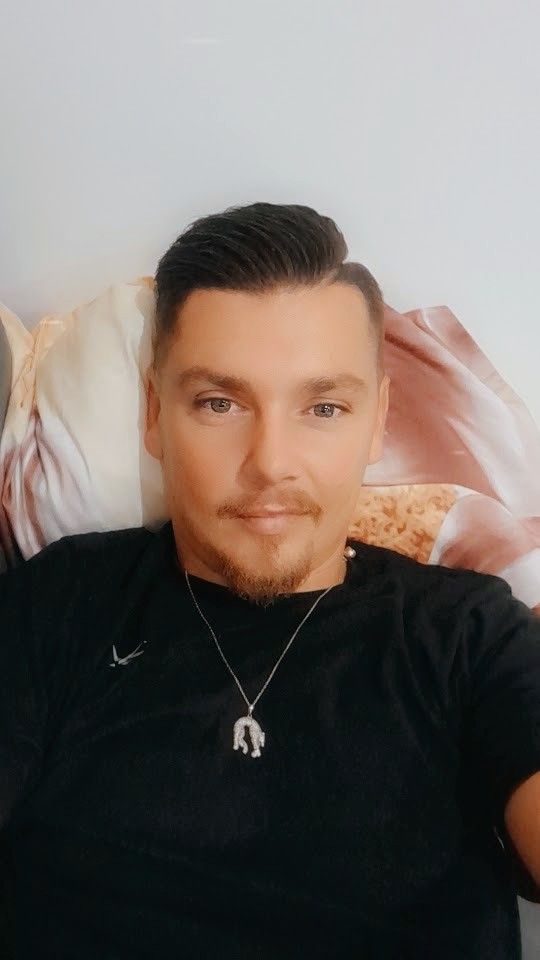 Profil de Jorik, 23 ans, Sites gay à Juf (Grisons)