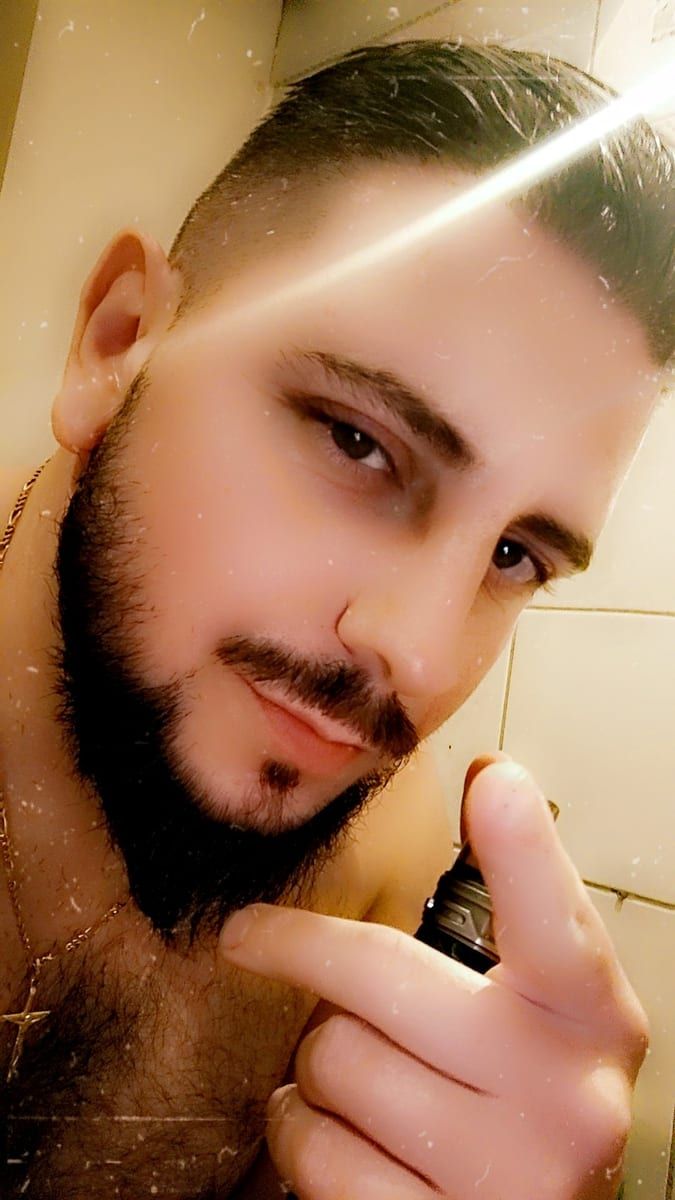 Matti - Sites gay à Péry Profil de Matti, 22 ans, Sites gay à Péry (Berne)