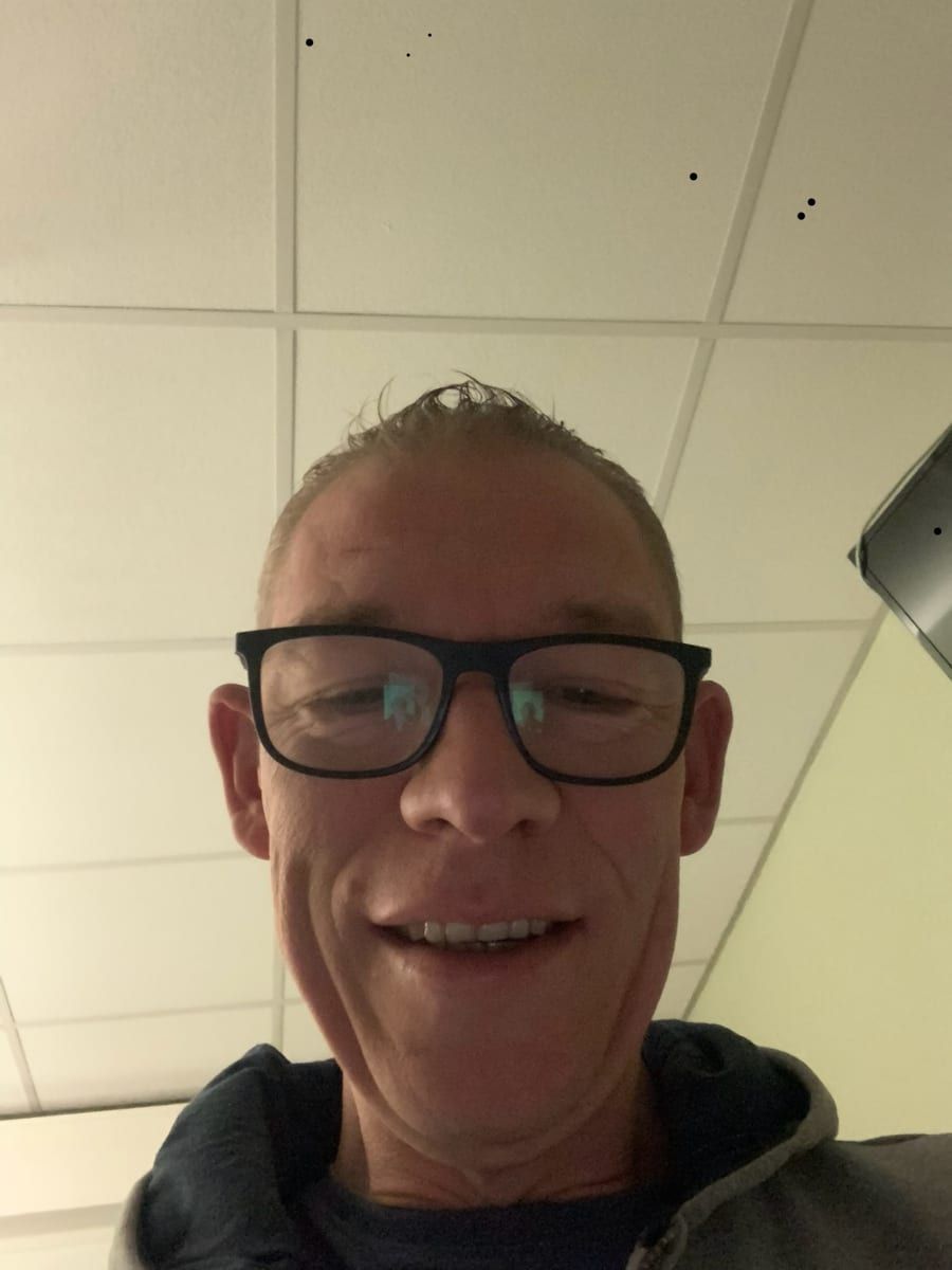 Charles-adrien - Sites gay à Fétigny Profil de Charles-adrien, 24 ans, Sites gay à Fétigny (Fribourg)