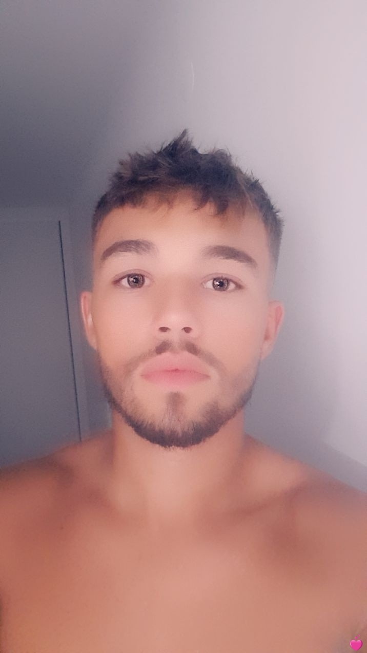 Mohamed-adam - Sites gay à Lü Profil de Mohamed-adam, 28 ans, Sites gay à Lü (Grisons)